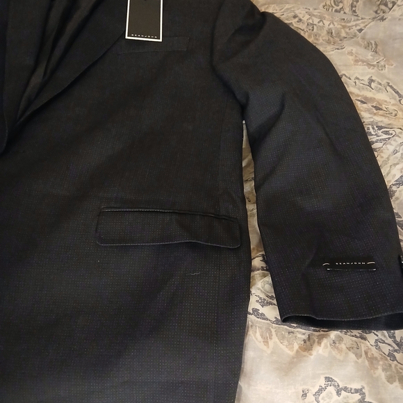 Stafford Blue Blazer. Sean John Blk Blazer. - Picture 2 of 8